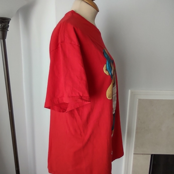 Fun and Bold Red Savage Bear T-shirt Large - Picture 5 of 5